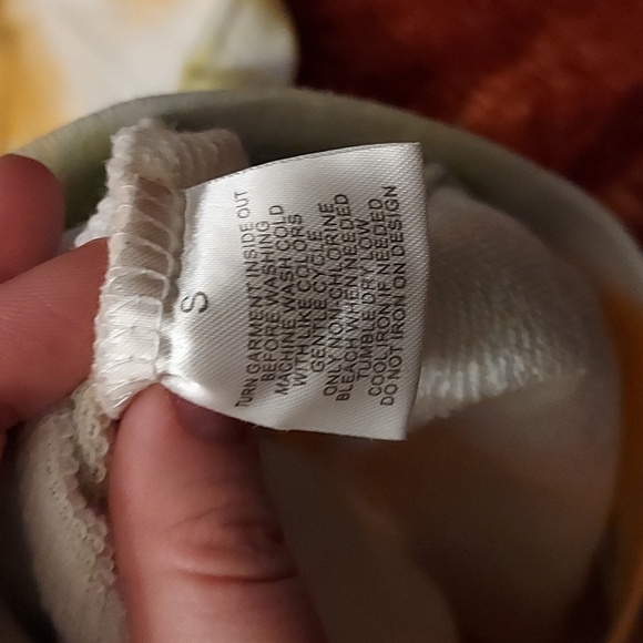 Disney Sweatshirt - Picture 5 of 7